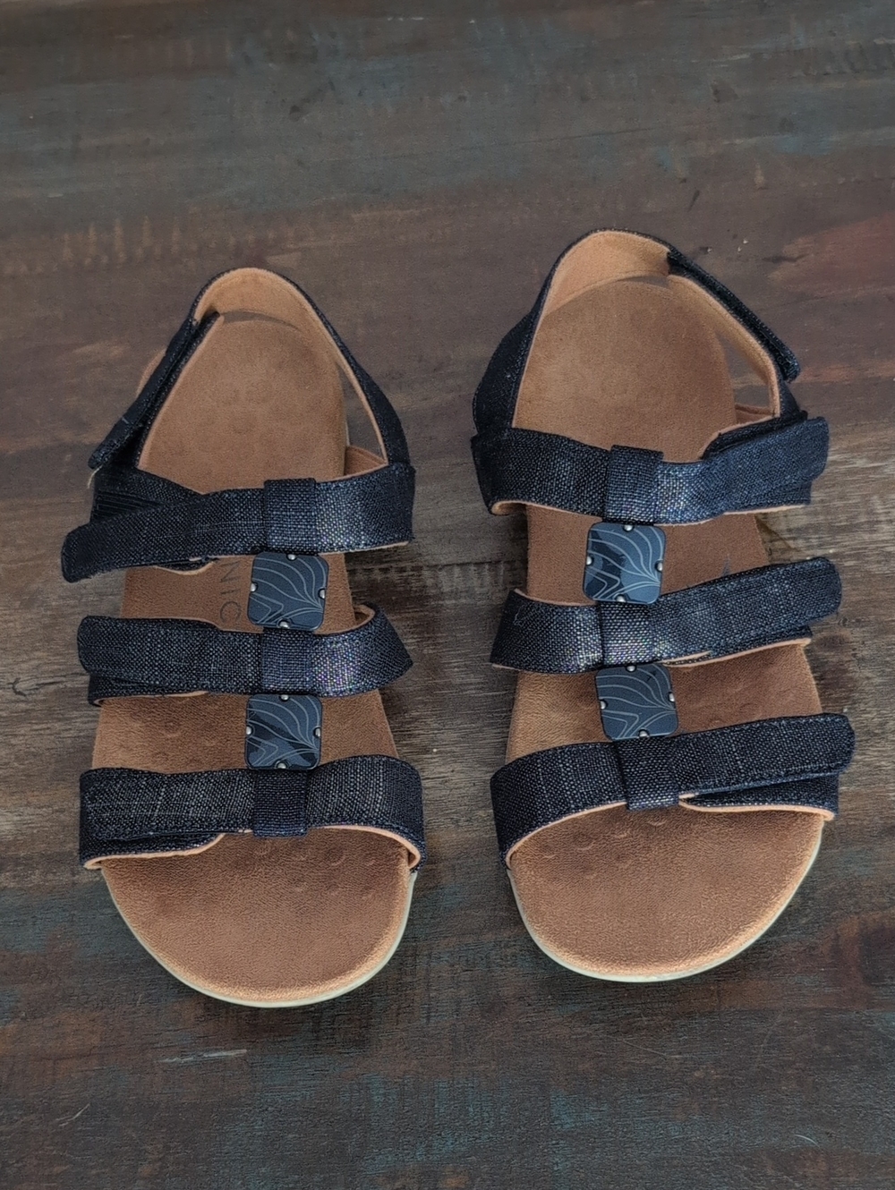 Vionic Amber Adjustable Sandals Navy Metallic Straps Stone Accents - Women's 9